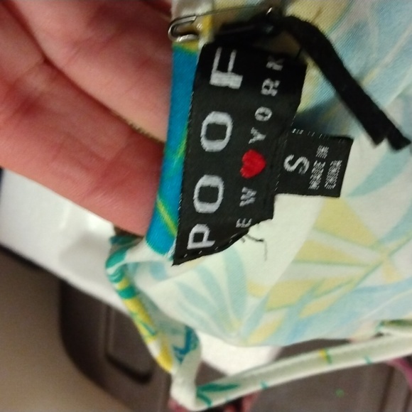 Poof Small tank, spaghetti straps and tie at front hem. Cotton/poly/stretch, EUC - Picture 3 of 5